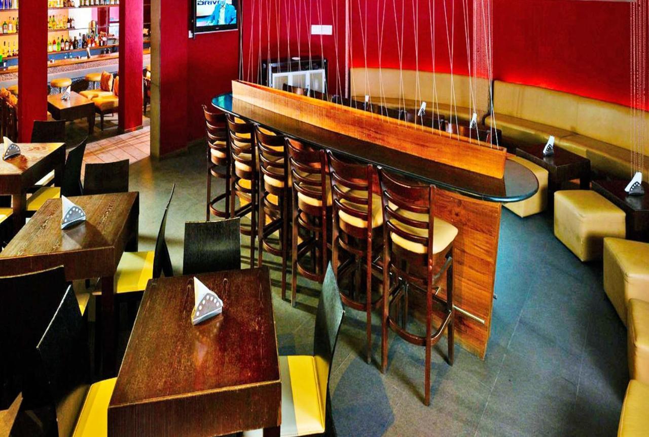 格兰德酒店 Kochi 外观 照片